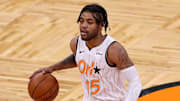 Mason III firmó un contrato de campo de entrenamiento con los Lakers